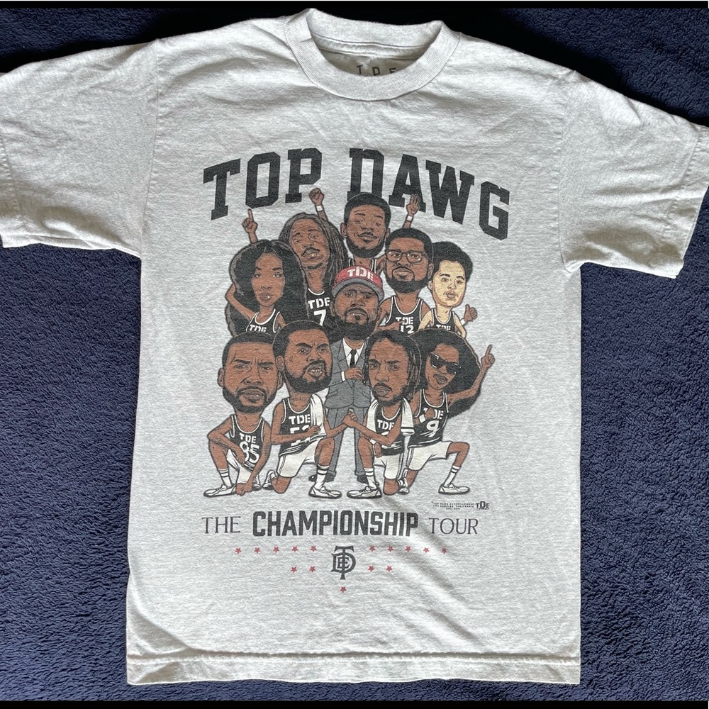 TDE Championship Tour shirt size small